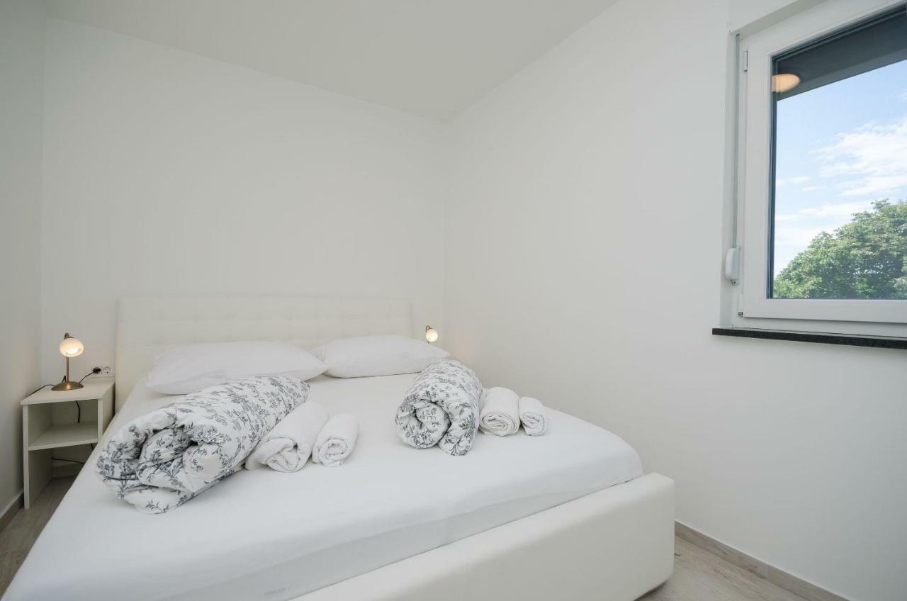 Apartments Zorka Lopar Extérieur photo